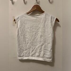Brandy Melville Short sleeve knit sweater